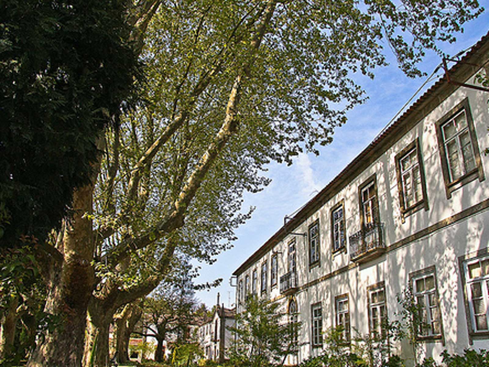 Espaço-das-Termas-do-Eirogo